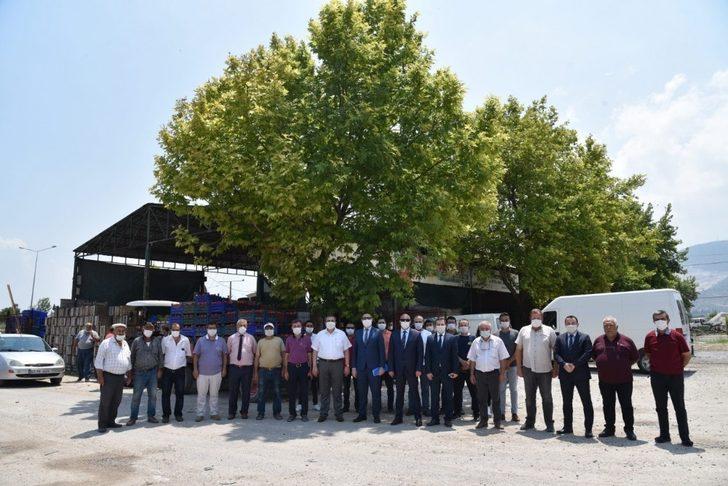 Kırkağaçlı üreticiler için yükleme rampası yapılacak G4