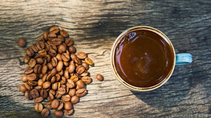 Ünlü şef köpüklü ve kıvamında Türk kahvesinin sırrını açıkladı! Püf noktası...