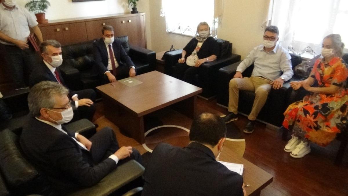 Edremitli hayırseverlerden eğitime b&uuml;y&uuml;k destek