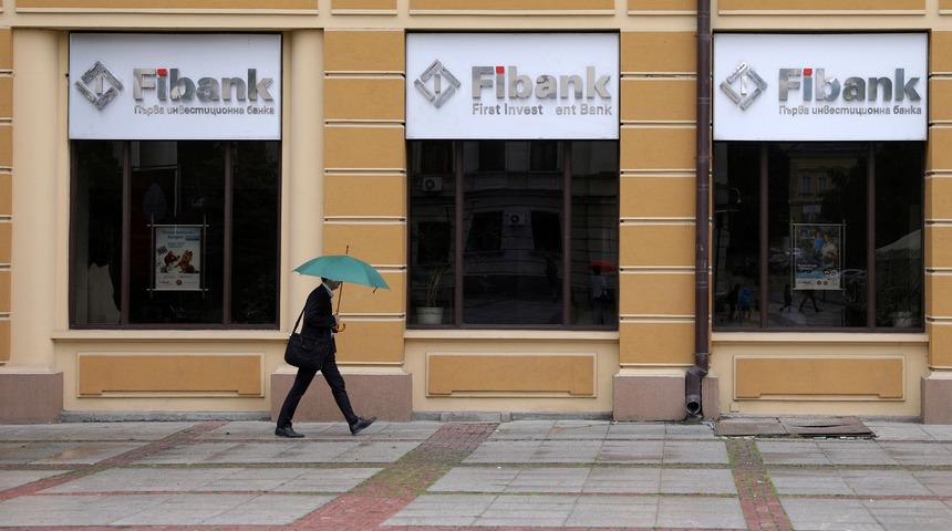 Bulgaristan’da korona tedbirleri geri getirildi