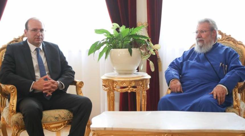 Rum Başpiskoposu: T&uuml;rkiye&rsquo;ye karşı orduyu modern silahlarla g&uuml;&ccedil;lendirmeliyiz