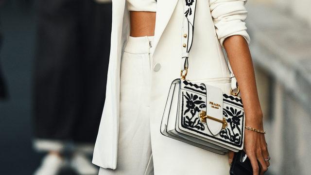 İnce gösteren kıyafetler: Göbeği olanlar nasıl giyinmeli? 