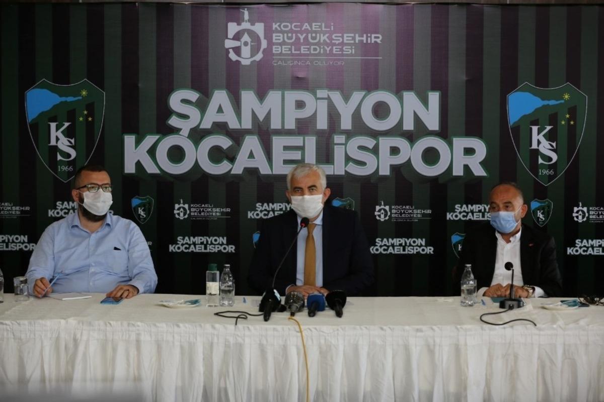Şampiyon Kocaelispor&rsquo;a yakışan kutlama