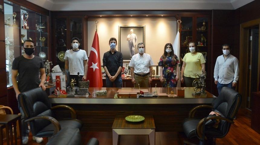 CHP Tepebaşı Gen&ccedil;lik Kolları&rsquo;ndan Başkan Ata&ccedil;&rsquo;a ziyaret