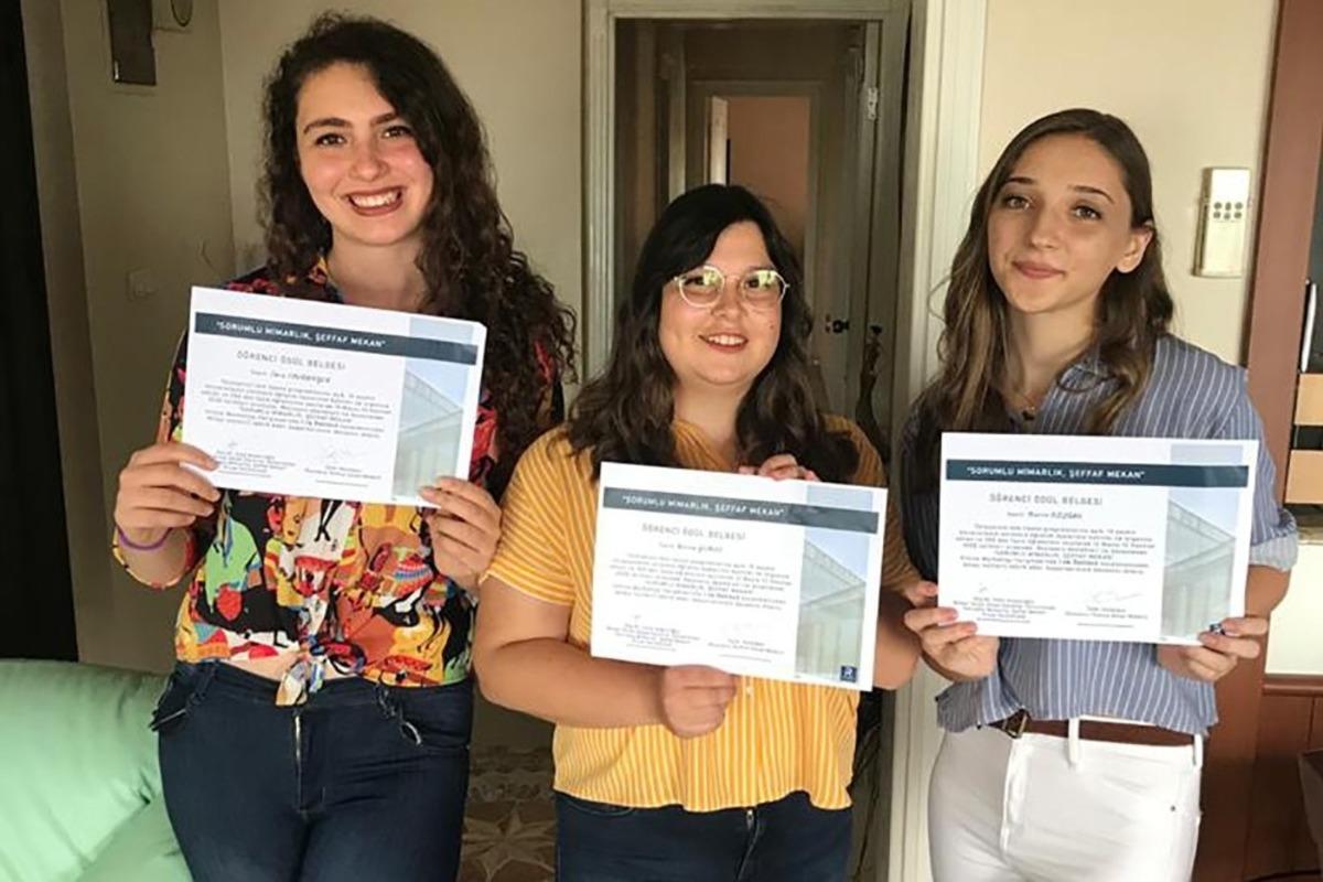 PA&Uuml;&rsquo;n&uuml;n sorumluluk sahibi mimar adayları &ouml;d&uuml;l getirdi