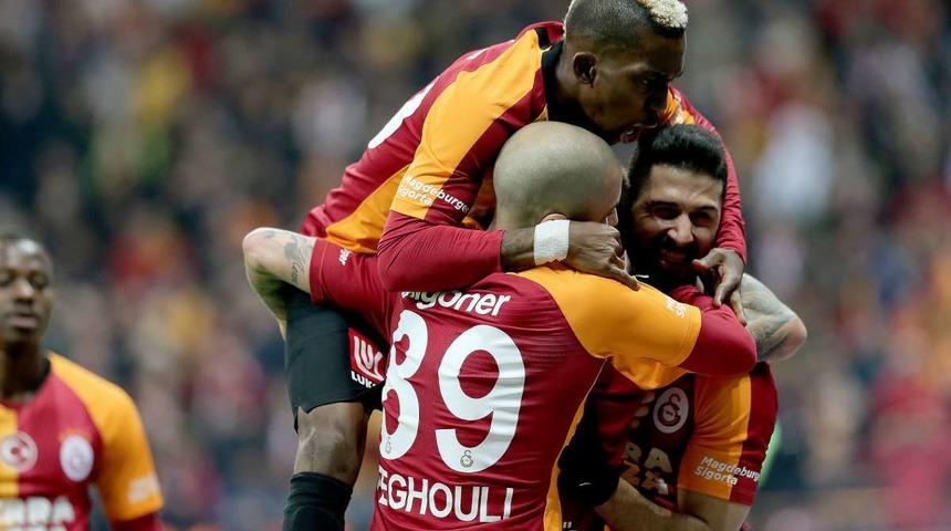 PFDK, Feghouli'ye 2 ma&ccedil; ceza kesti