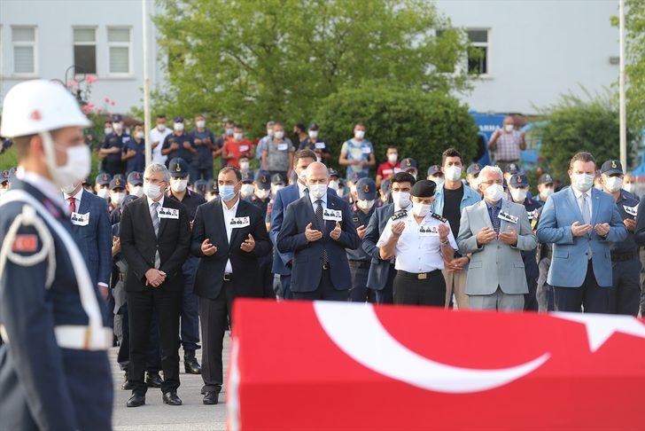 DERLEME - Sakarya'daki patlamayla ilgili yaşanan gelişmeleri derleyerek yayımlıyoruz.
Saygılarımızla.
AA G5