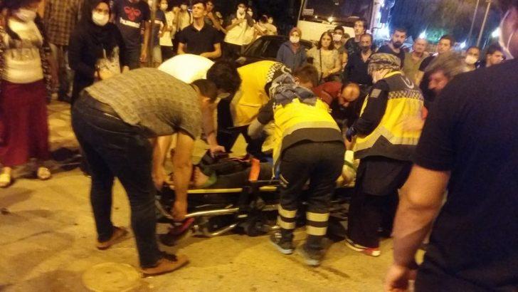 Otomobil ile motosiklet çarpıştı: 3 yaralı G5