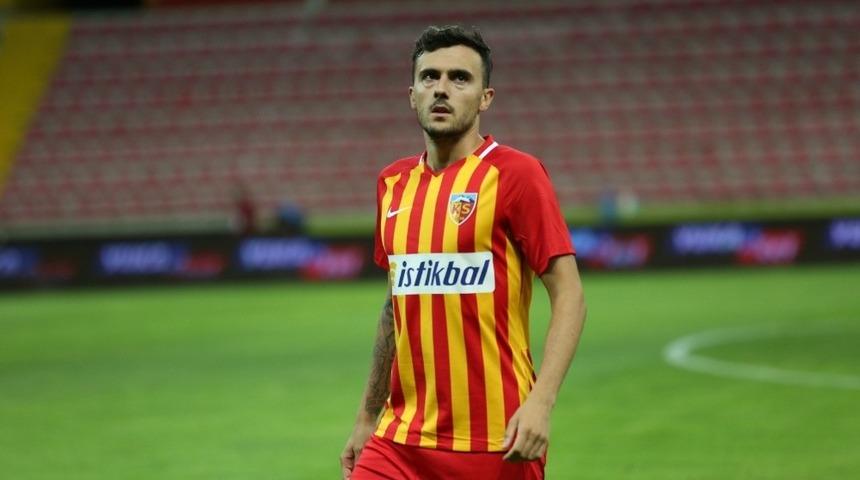 Gustavo ilk kez kızardı