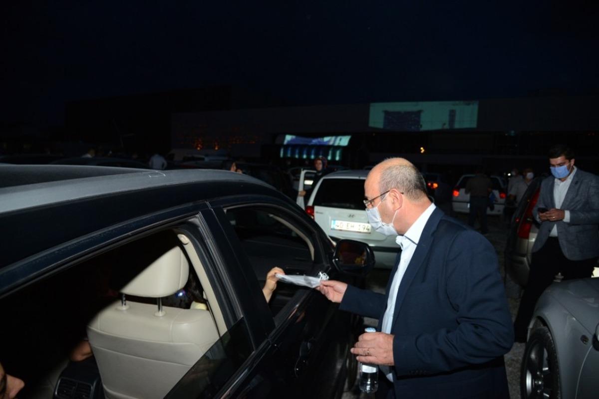 Kırşehir&rsquo;de &rsquo;Arabalı sinema&rsquo; etkinliği d&uuml;zenledi