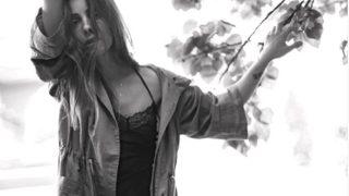 Nur Fettahoğlu'ndan dikkat çeken paylaşım! 'Çok seksisin'