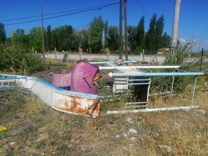 Aslanapa köylerine çocuk oyun parkı G2