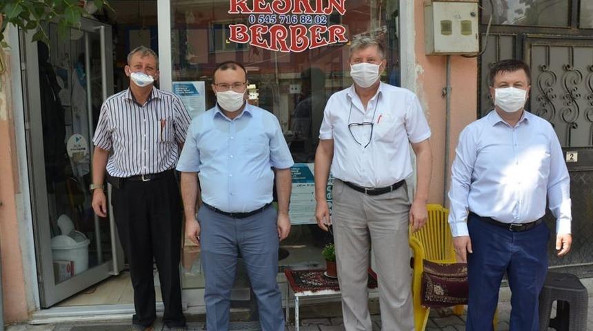 Belediye personeline ücretsiz traş