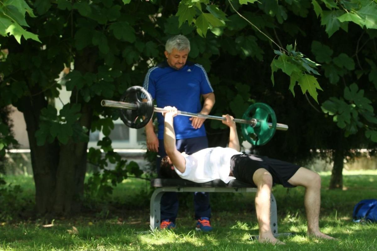 Kağıtsporlu g&uuml;reş&ccedil;iler antrenmana başladı