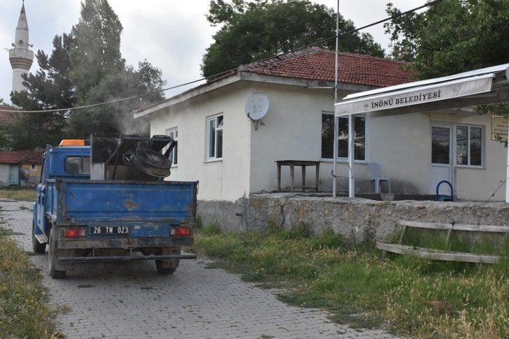 İnönü’de sinek ve haşerelere karşı ilaçlama çalışmaları G1