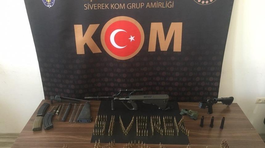 Siverek&rsquo;te silah ka&ccedil;ak&ccedil;ılarına operasyon