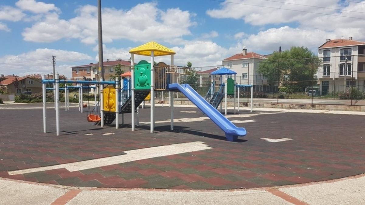 Şehir magandaları parkları tahrip ediyor