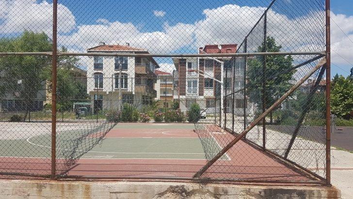 Şehir magandaları parkları tahrip ediyor G3