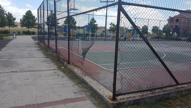 Şehir magandaları parkları tahrip ediyor G4