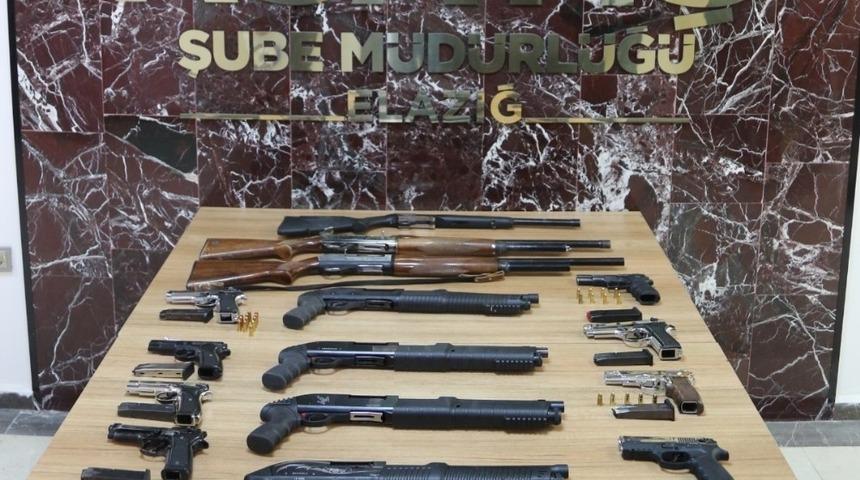 Elazığ’da çeşitli suçlardan aranan 18 şüpheli tutuklandı