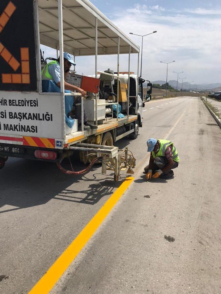 Van Büyükşehir Belediyesinin ulaşım çalışmaları sürüyor G3