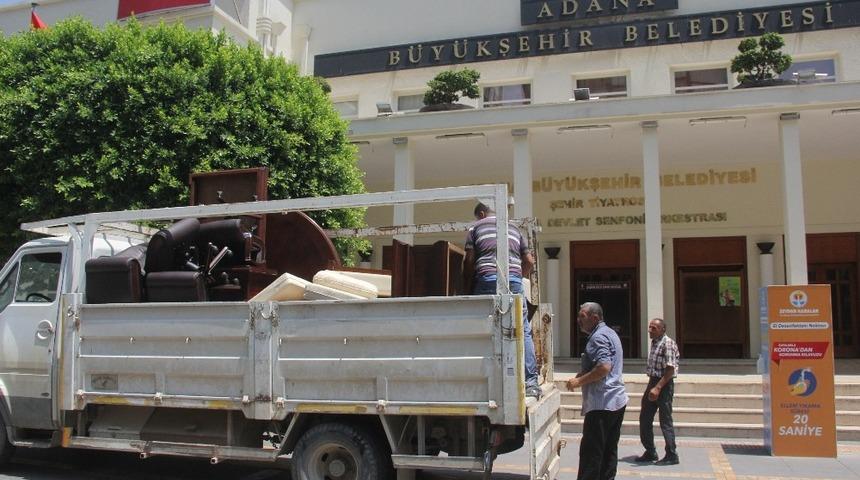 Adana Büyükşehir Belediyesi'nde haciz şoku