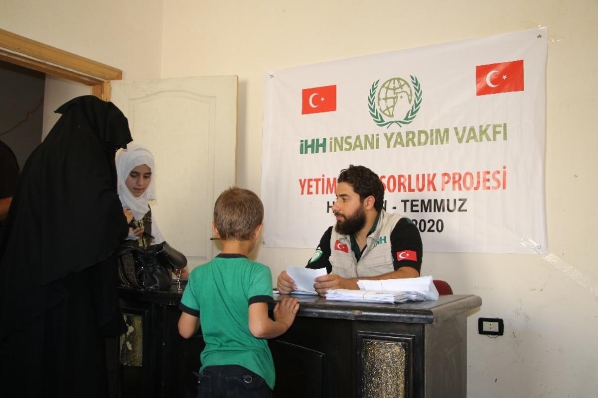 Suriye&rsquo;deki savaş mağduru yetimlere destek