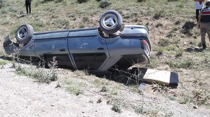 Babasından izinsiz aldığı otomobille şarampole devrildi