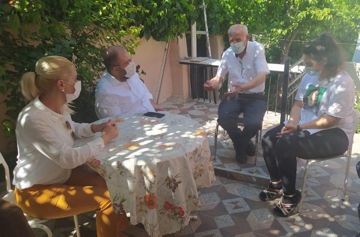 AK Partili Tek:"Kahramanlarımız dağlarda teröriste, şehirde torbacılara göz açtırmıyor" G1