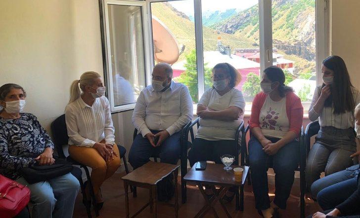 AK Partili Tek:"Kahramanlarımız dağlarda teröriste, şehirde torbacılara göz açtırmıyor" G3