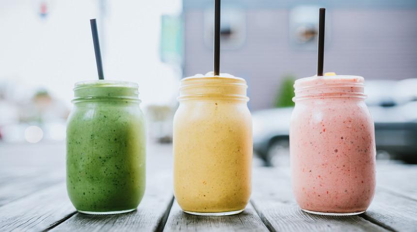 İşte yazın artan sıvı kaybını önleyecek düşük kalorili 7 yaza içeceği