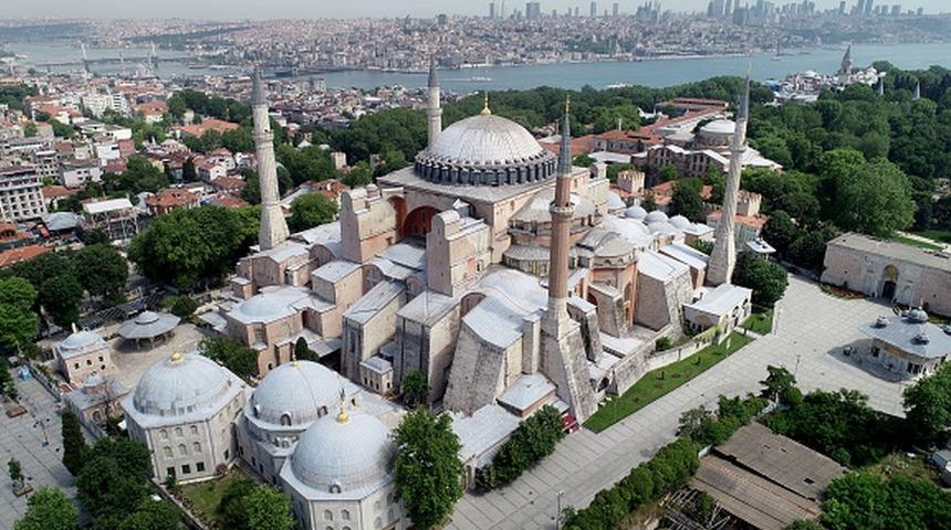 Bayram namazı saat kaçta kılınacak? İşte 81 ilin Kurban Bayramı namaz saatleri!