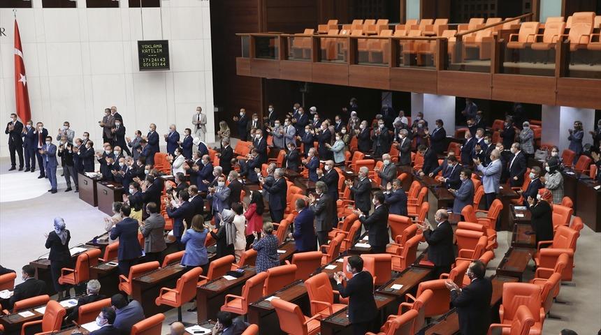 Tarihi anlar! Ayasofya kararı TBMM'de okundu