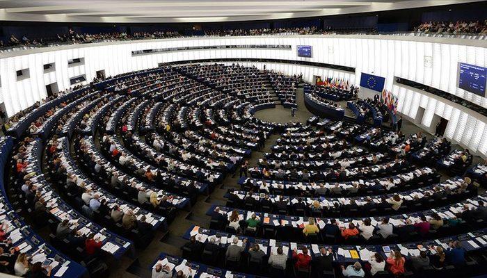 Avrupa Parlamentosu'ndaki Suriye tasarısı kabul edildi