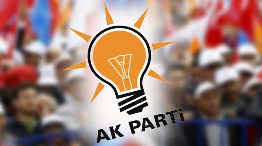 Balıkesir'de AK Parti'nin 5 il&ccedil;e başkanı istifa etti