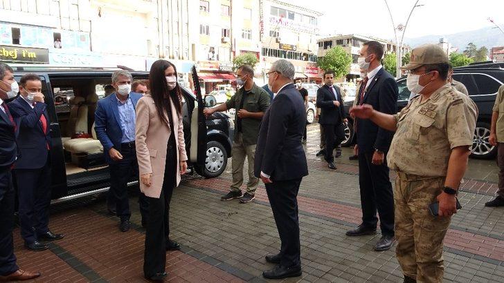 Kültür ve Turizm Bakan Yardımcısı Alparslan ve AK Parti Genel Başkan Yardımcısı Karaaslan Muş’ta G2