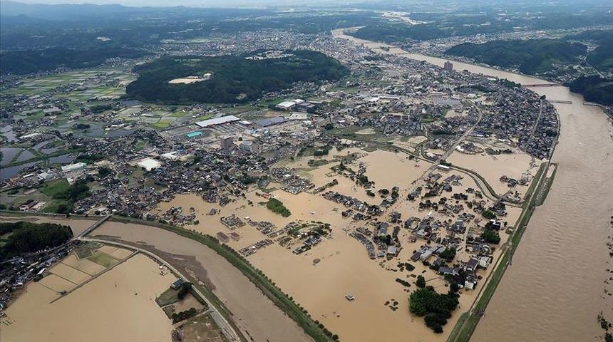 Japonya'nın güneybatısındaki sel ve heyelanlarda ölenlerin sayısı 63'e yükseldi