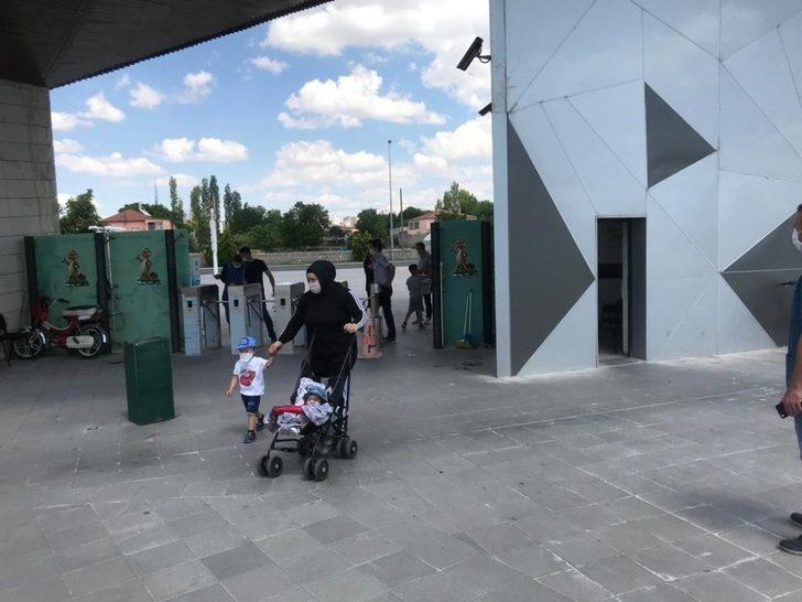 Anadolu Harikalar Diyarı Hayvanat Bahçesini pandemiden sonra 10 bin kişi ziyaret etti G1