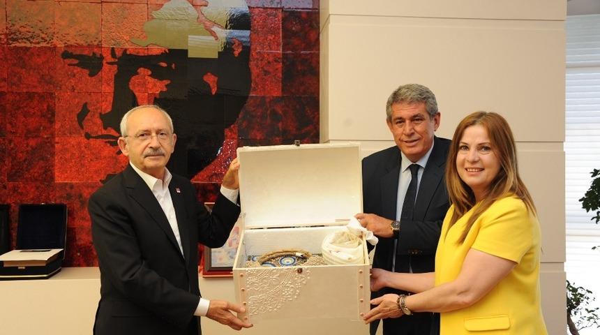 Bal&ccedil;ova&rsquo;da gen&ccedil;lere ve kadınlara pozitif ayrımcılık