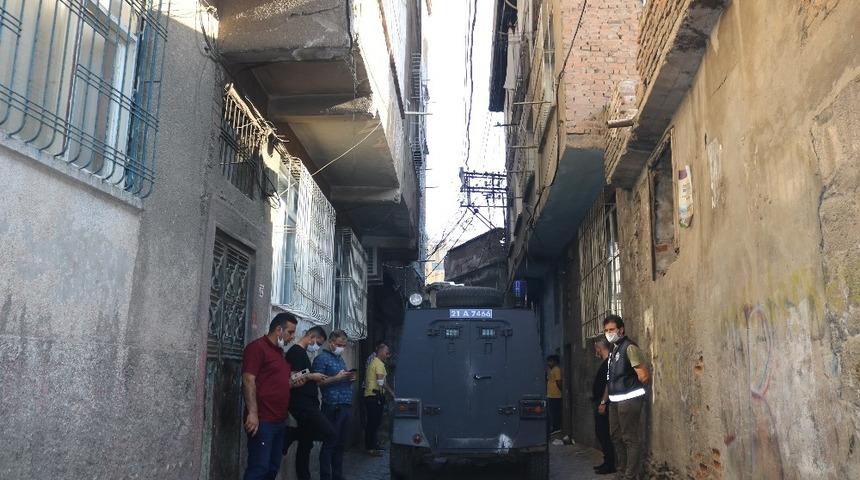 Diyarbakır’da 1 çocuğun öldüğü, 3 kişinin yaralandığı saldırıda 1 kişi tutuklandı