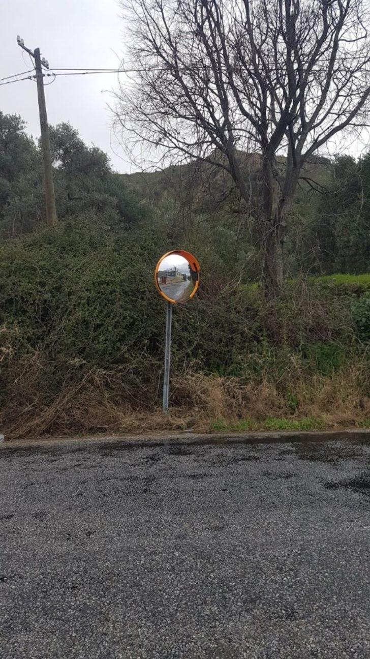 Trafikteki kör noktalara güvenlik aynası yerleştirildi G2