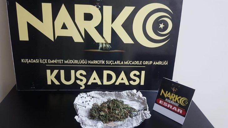Kuşadası polisi uyuşturucuya geçit vermedi G1