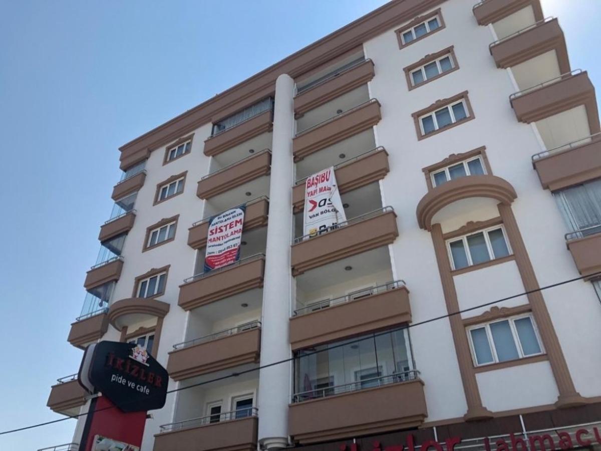 İpekyolu&rsquo;nda binaların dış cephesi değişiyor