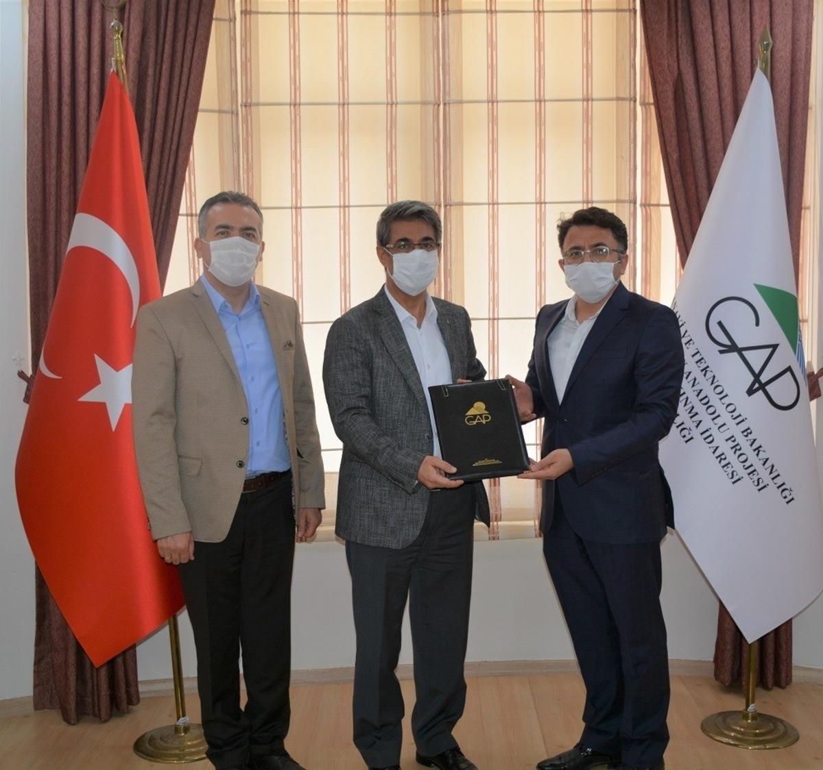 Kızıltepe&rsquo;de &uuml;&ccedil; b&uuml;y&uuml;k proje i&ccedil;in imzalar atıldı