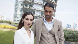 Sarp Levendoğlu sette yumruk yediğini eşi Birce Akalay'dan saklamış