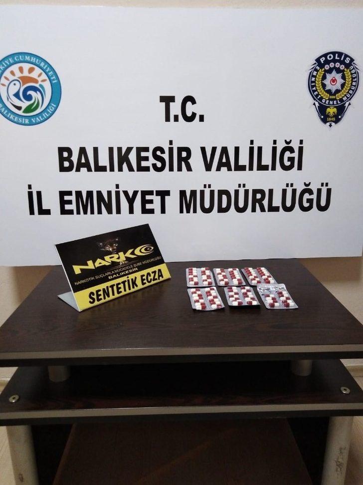 Balıkesir’de polisten uyuşturucu ve silah operasyonu G5