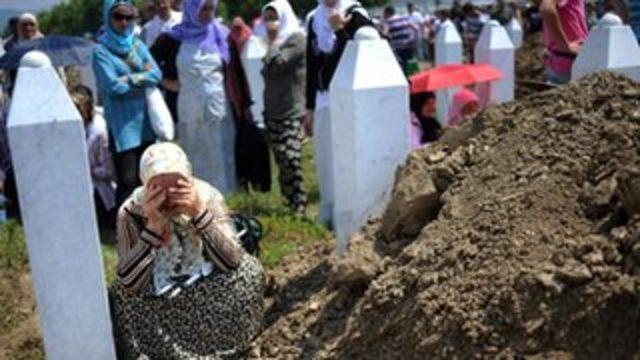 Srebrenitsa: Hollanda'nın yaşananlarda rolü neydi?