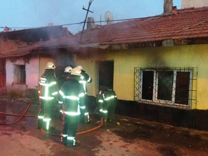 Kütahya’da ev yangını G1