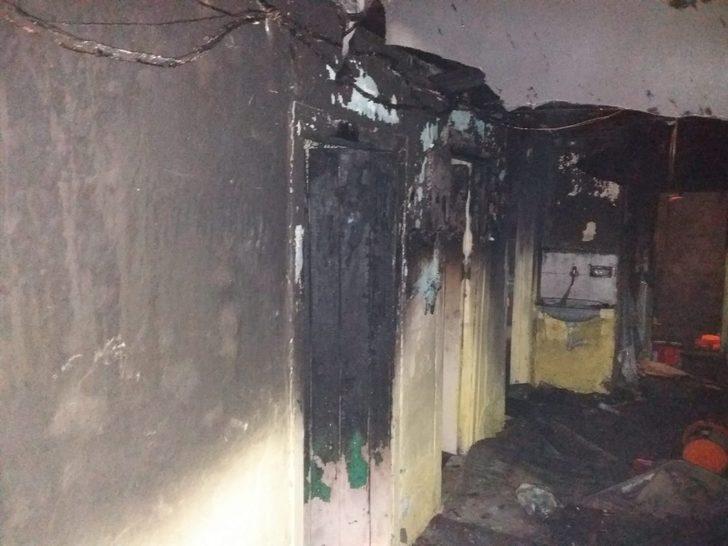 Kütahya’da ev yangını G4