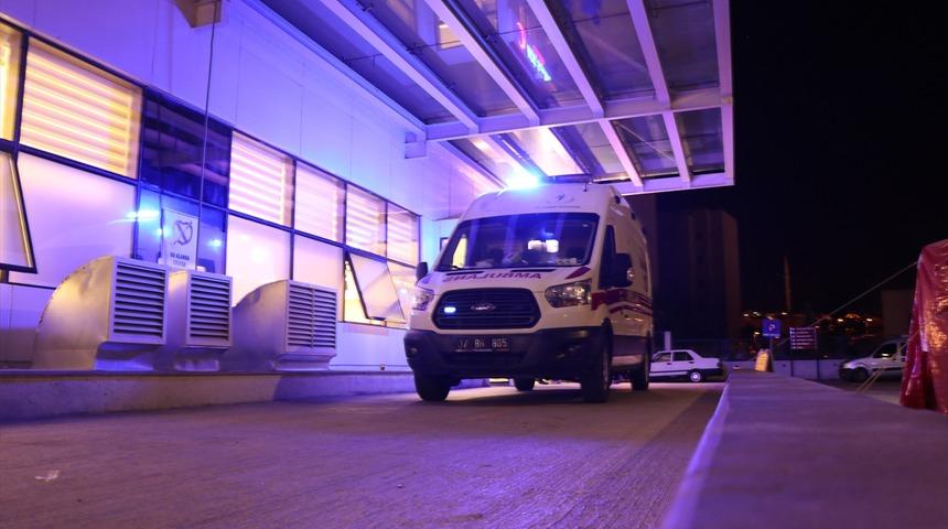 Kastamonu'da d&uuml;ğ&uuml;nde silahla vurulan 3 kişi yaralandı